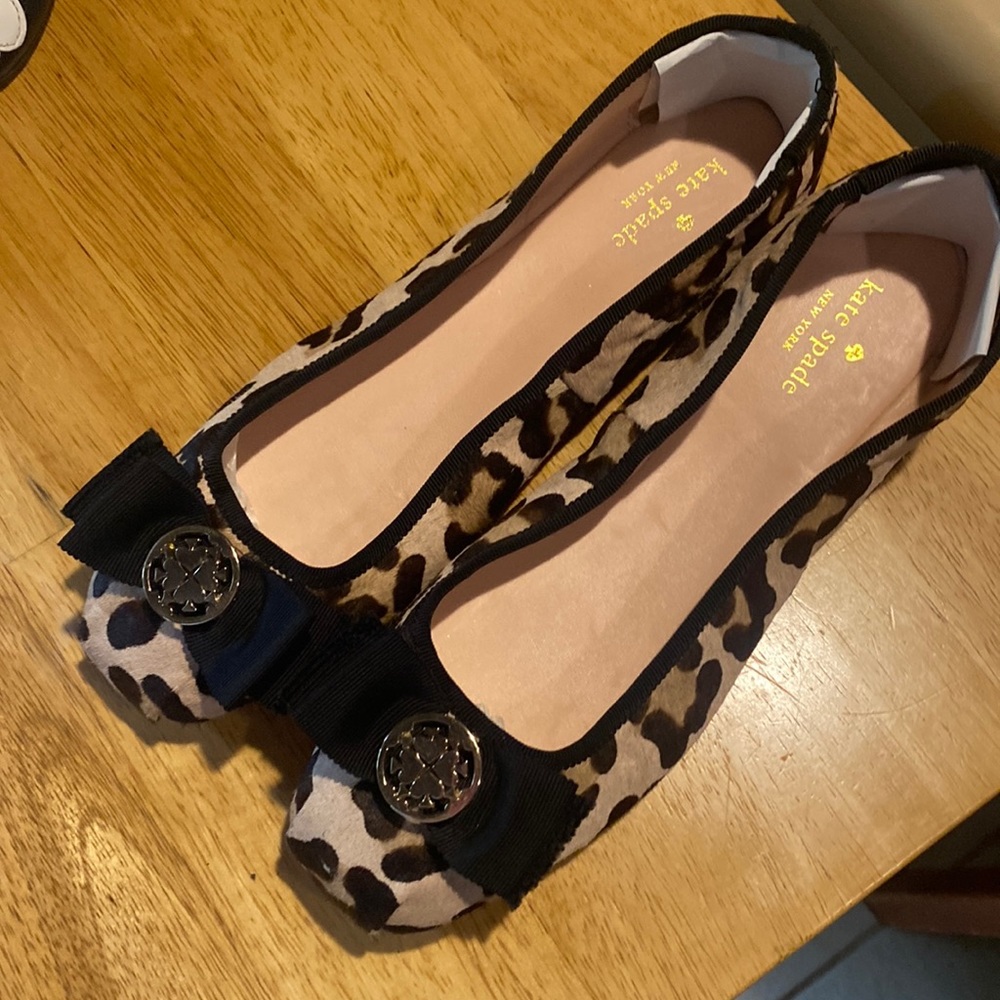 Kate Spade Fontana Too Calf Hair Leopard Print Ballet Flats w/ Bow Logo Size 9M